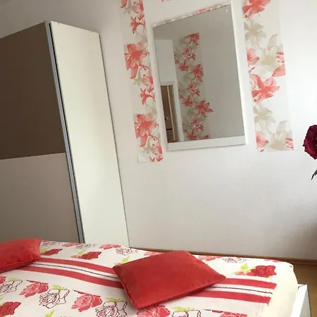 Apartment Blankenese Im Haus Luehegarten Gruenendeich